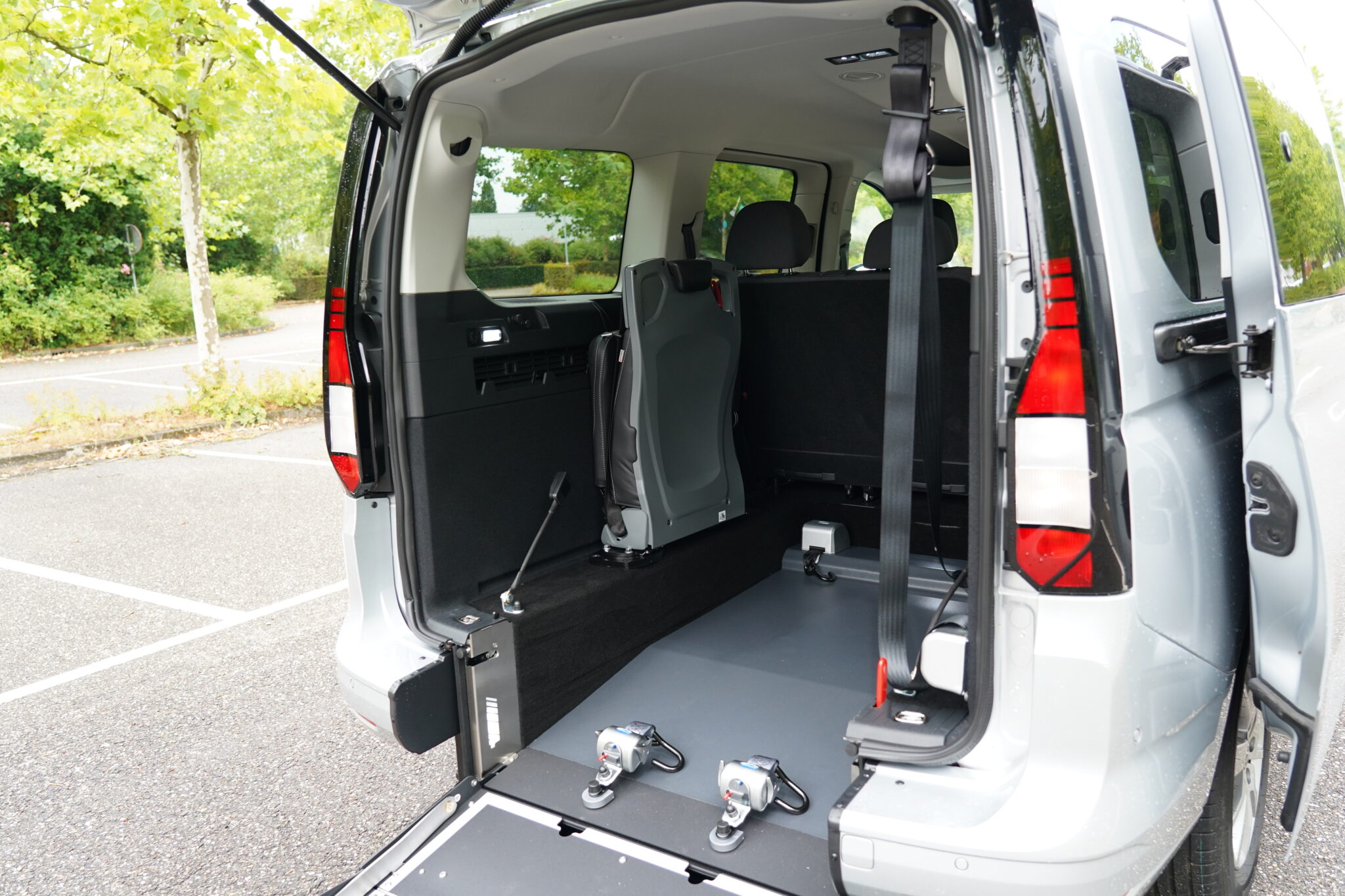 Ford Grand Tourneo Connect PHEV Hybride Rechargeable TPMR