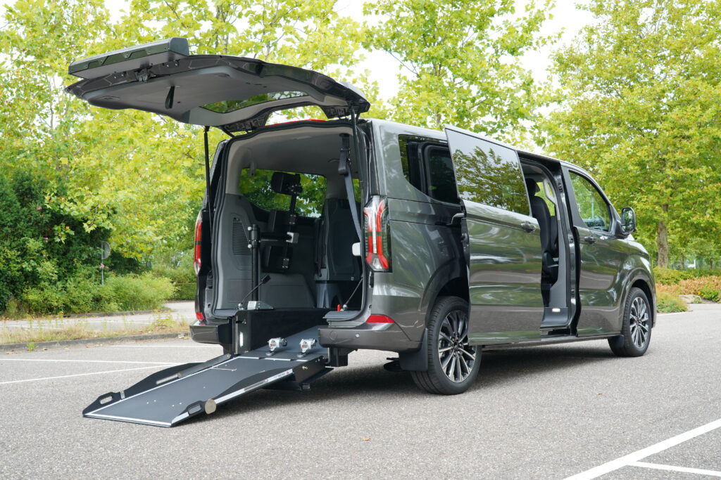 Ford Tourneo Custom Hybride Rechargeable PHEV TPMR