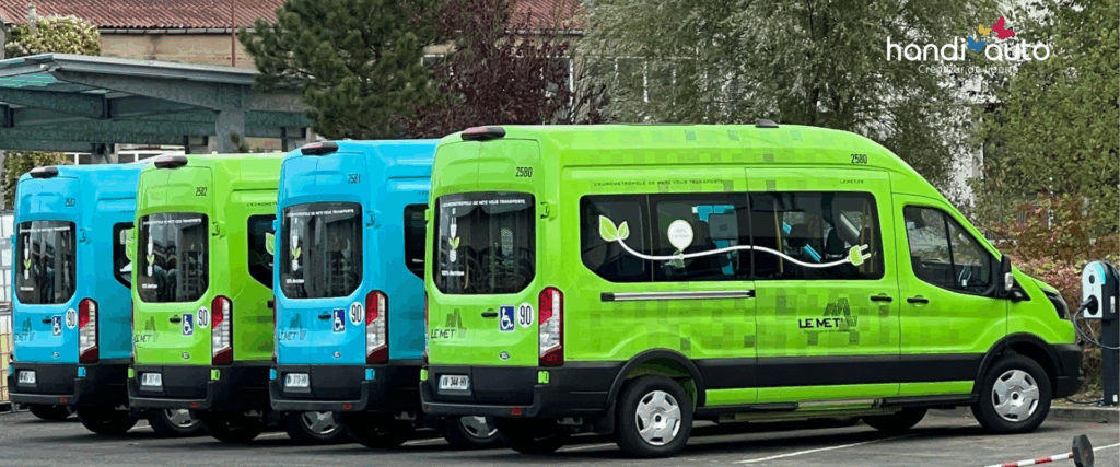 Livraison de 11 minibus Electrique TPMR à KEOLIS