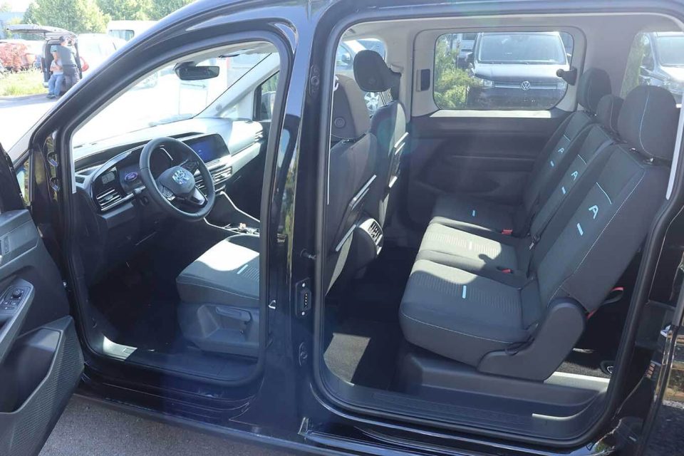 Ford Grand Tourneo Connect Noir Active