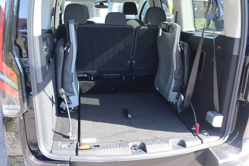 Ford Grand Tourneo Connect Noir Active