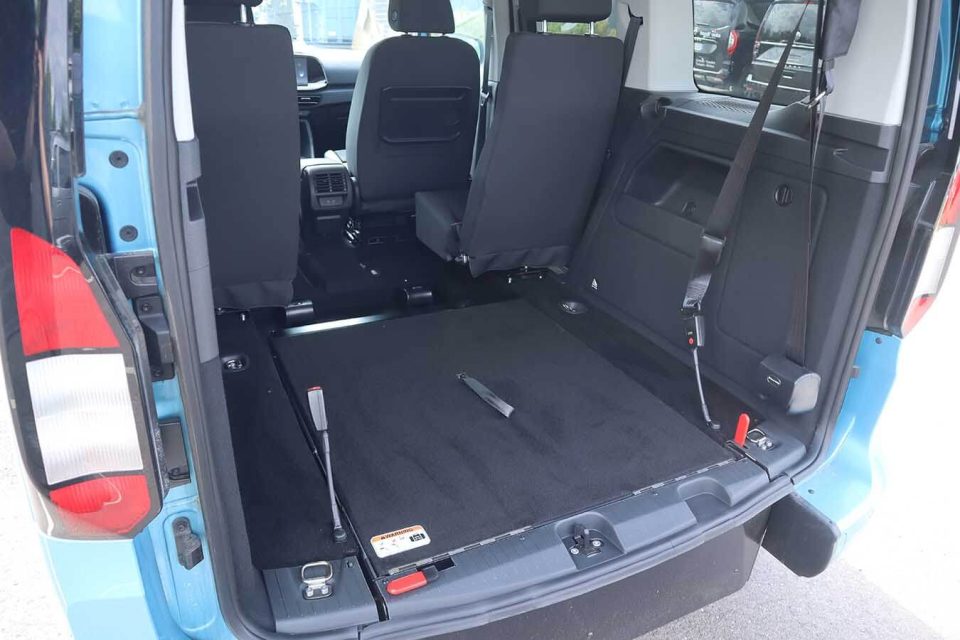 Ford Tourneo Connect TPMR rampe taxi