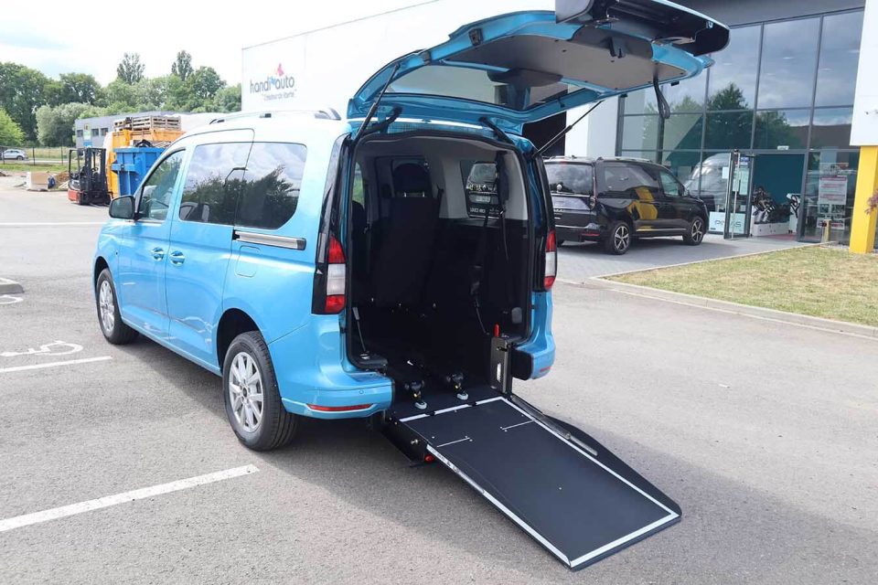 Ford Tourneo Connect TPMR 3/4 arrière