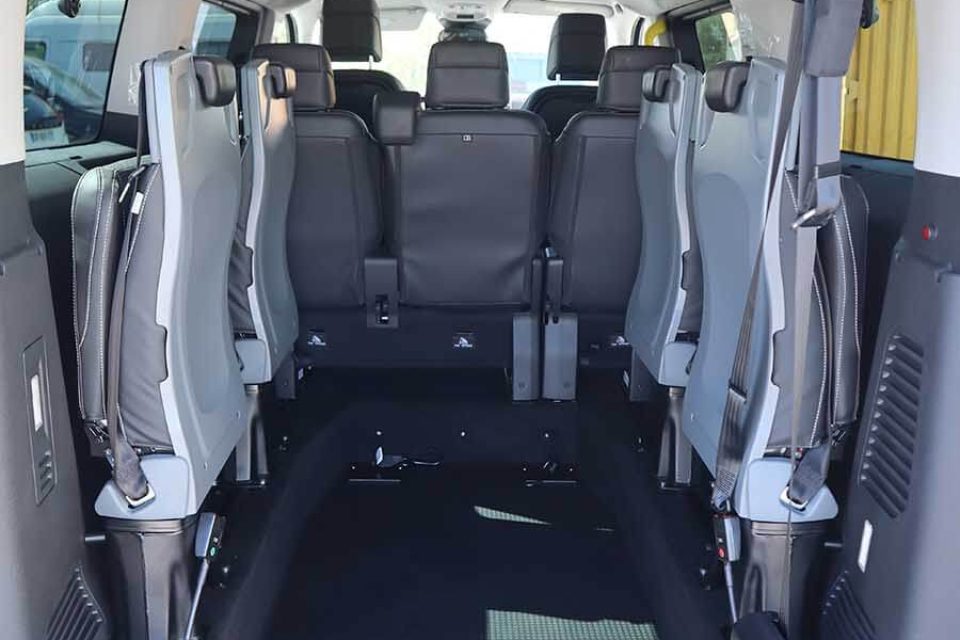 Peugeot Traveller Long TPMR