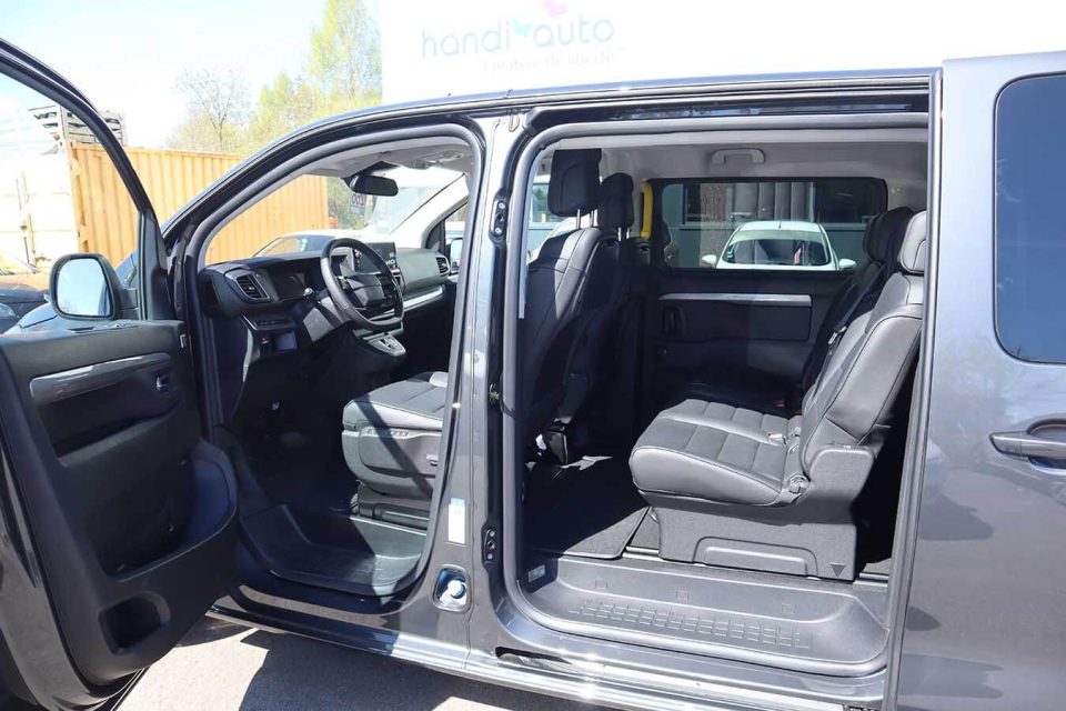 Peugeot Traveller Long TPMR