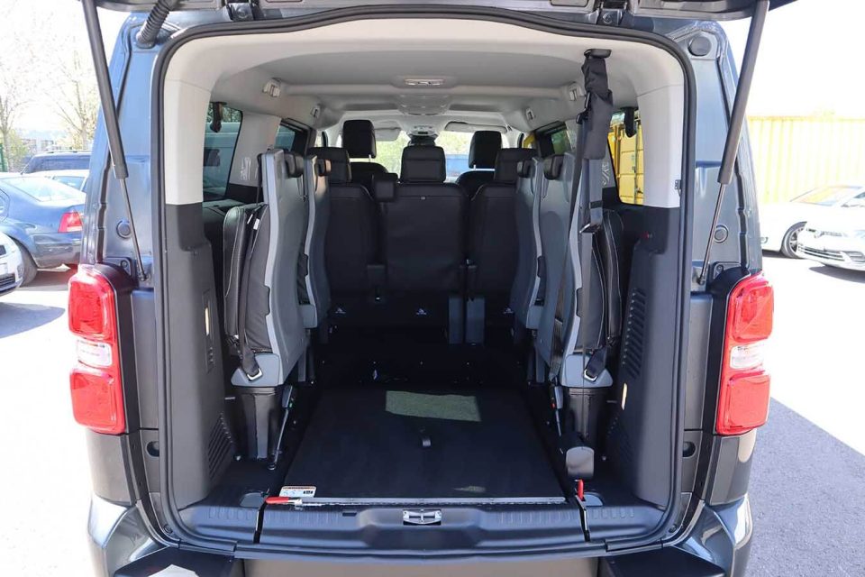 Peugeot Traveller Long TPMR