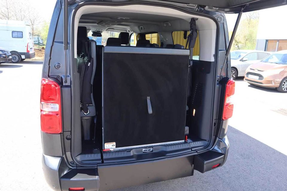 Peugeot Traveller Long TPMR
