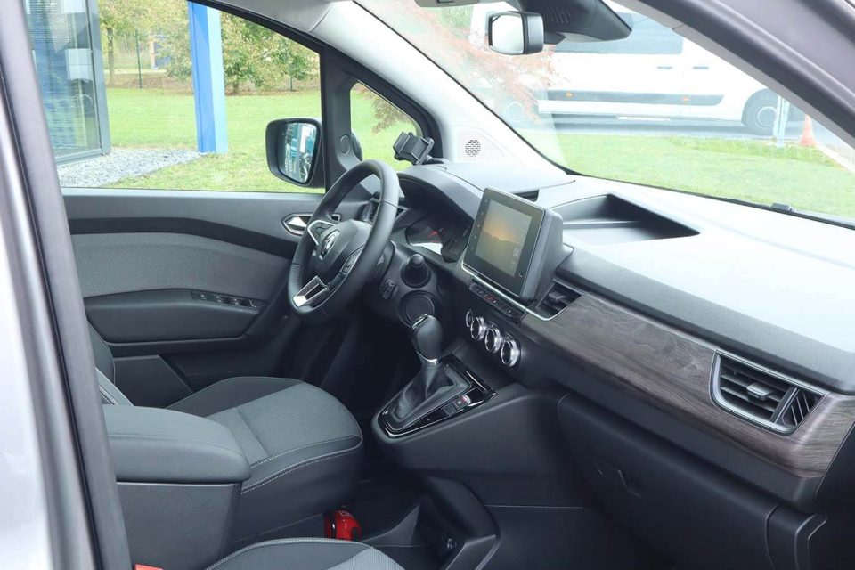 Grand Kangoo TPMR intérieur